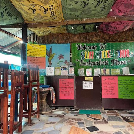 Paradise Budget Palawan Hostel 엘니도 외부 사진